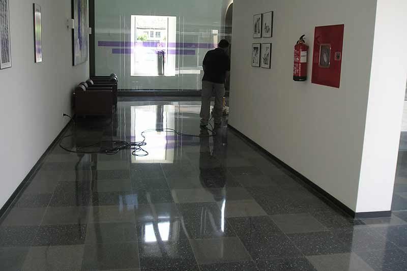 pulido y abrillantado de suelos